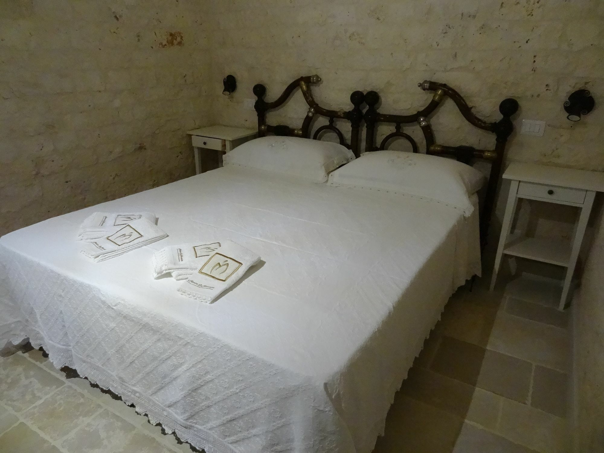 L'Antico Casolare Bed and Breakfast Castellana Grotte Εξωτερικό φωτογραφία